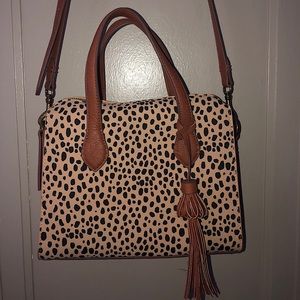 Vintage Threads Shoulder Bag